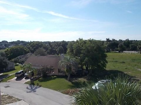 A home in APOPKA