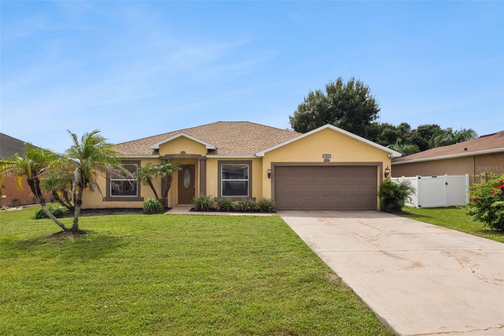 Photo of 304 Jacksonville Ct, Kissimmee, FL 34759 (MLS # O6436512)