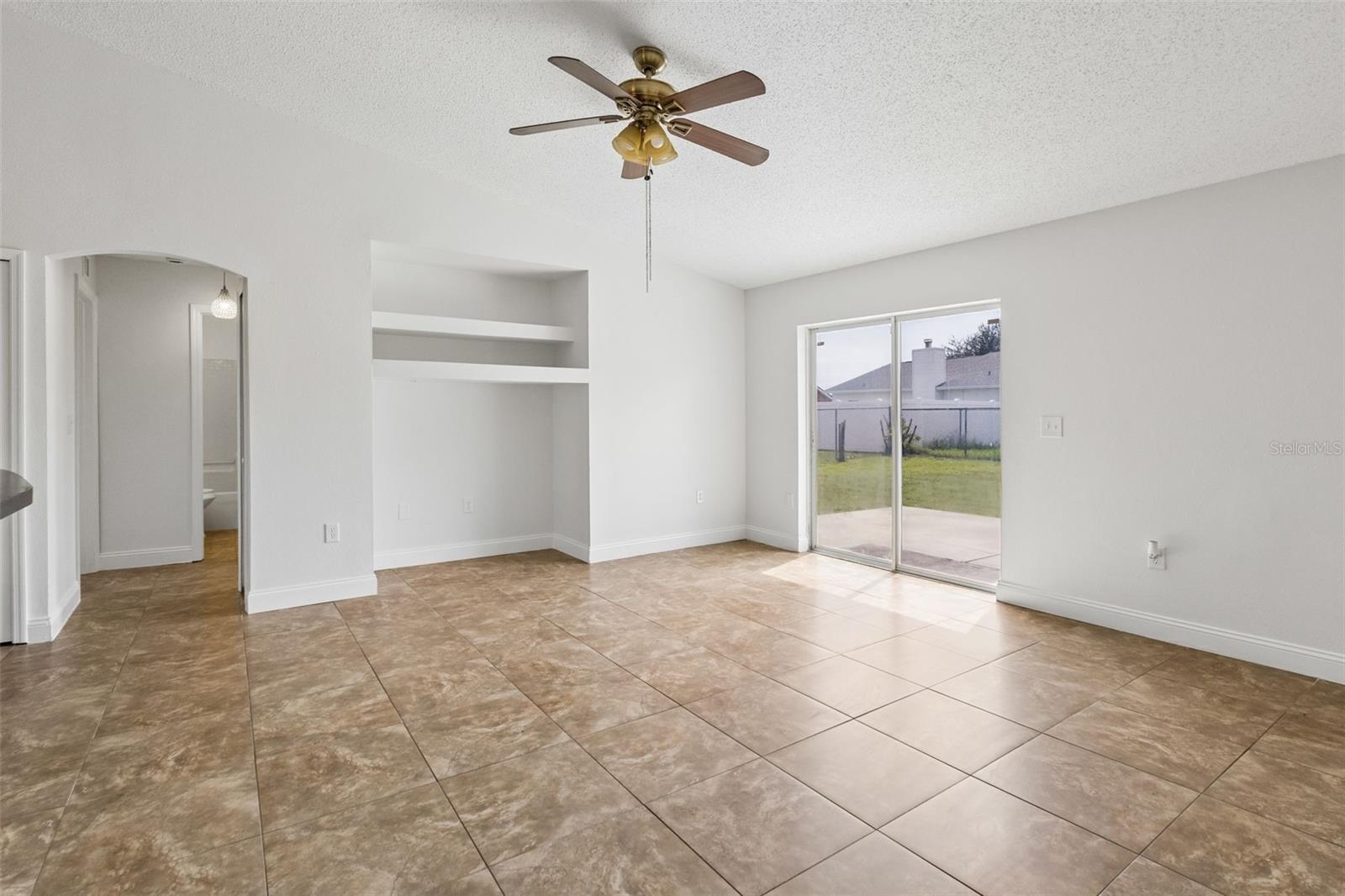 304 JACKSONVILLE CT