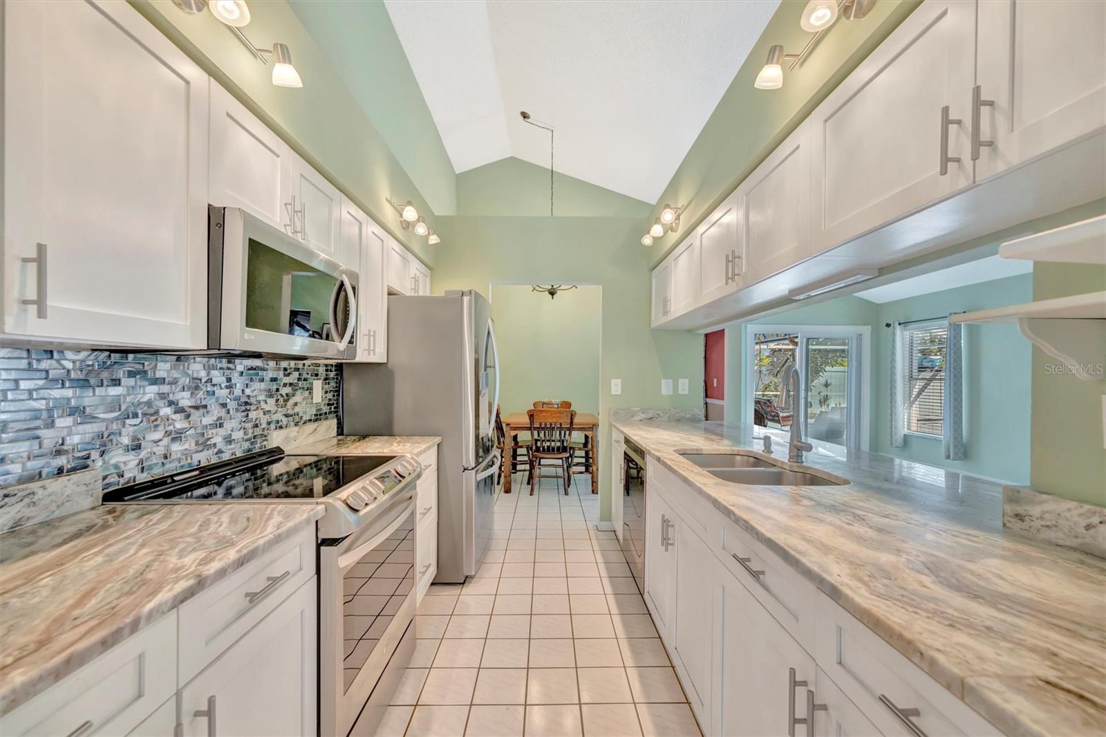 CEDAR CREEK - Residential