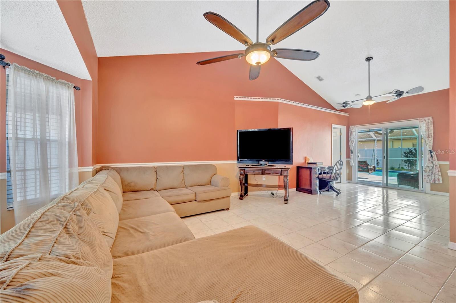 CEDAR CREEK - Residential
