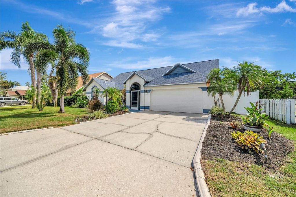 Photo of 5742 Forester Oak Court, Sarasota, FL 34243 (MLS # A4665345)
