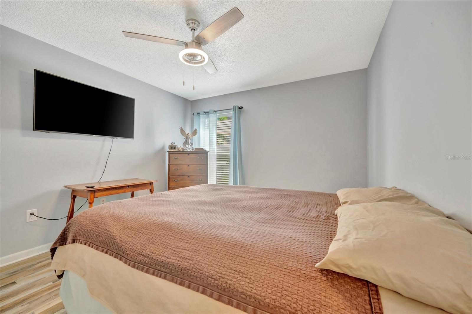 CEDAR CREEK - Residential