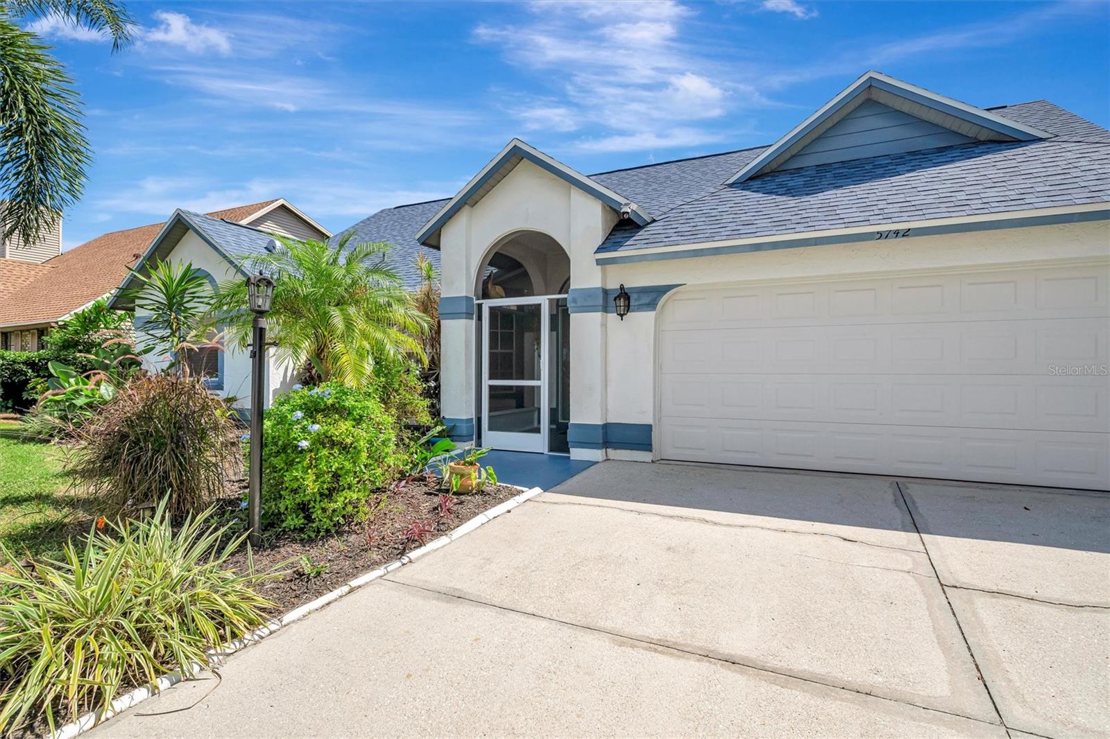 CEDAR CREEK - Residential