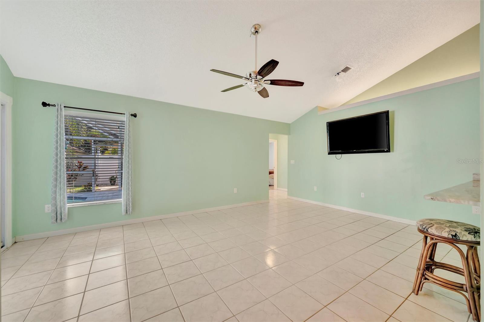CEDAR CREEK - Residential