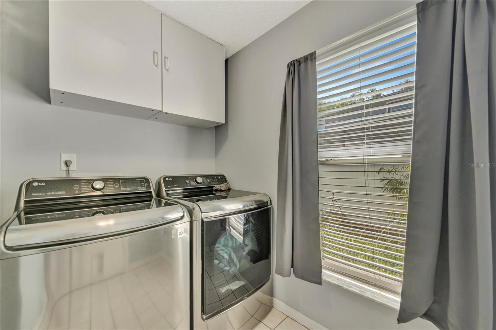 CEDAR CREEK - Residential