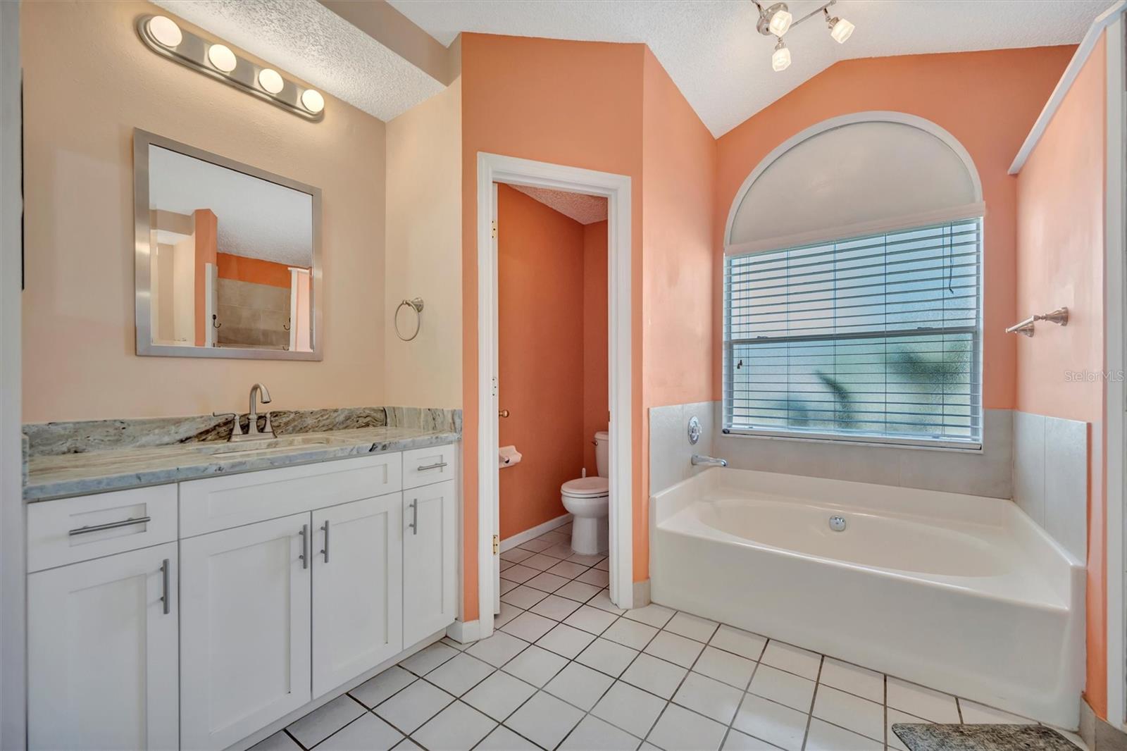 CEDAR CREEK - Residential
