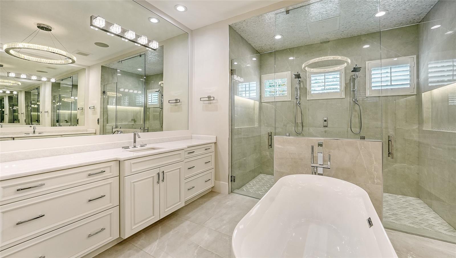 LAKE CLUB PH I - Residential