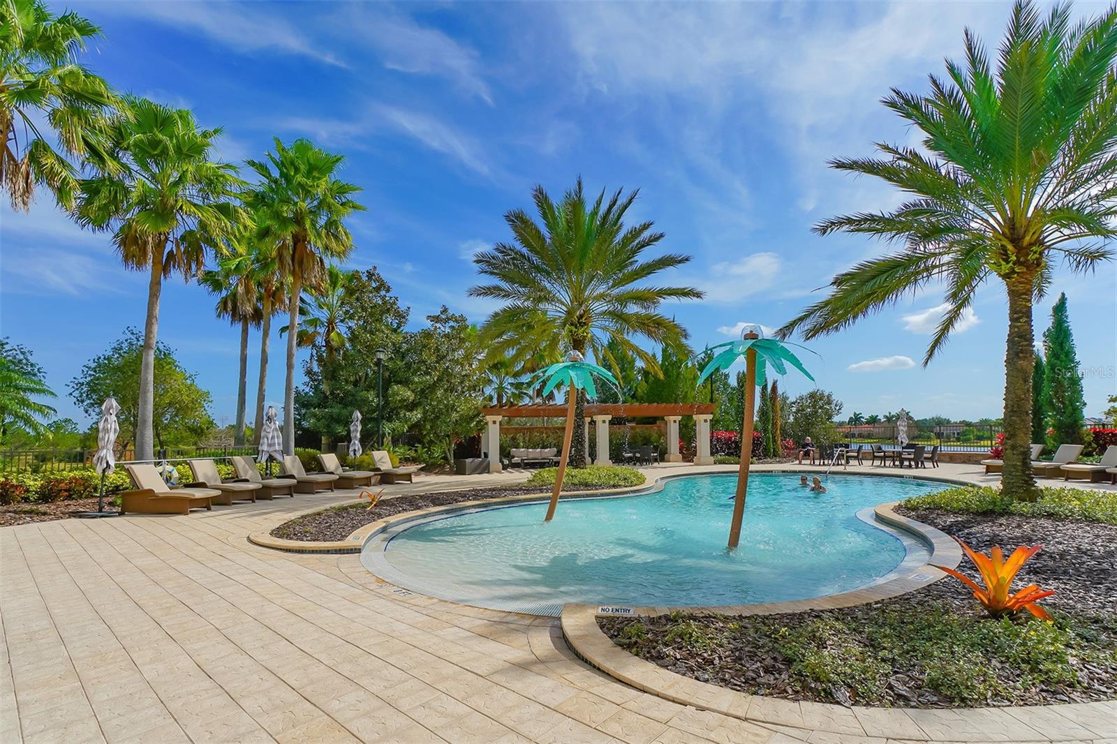 LAKE CLUB PH I - Residential