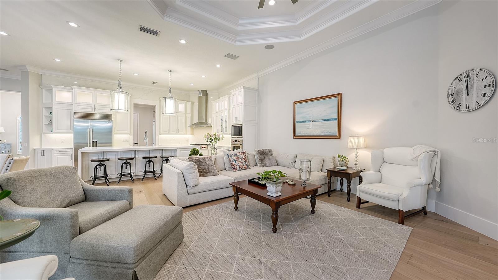 LAKE CLUB PH I - Residential