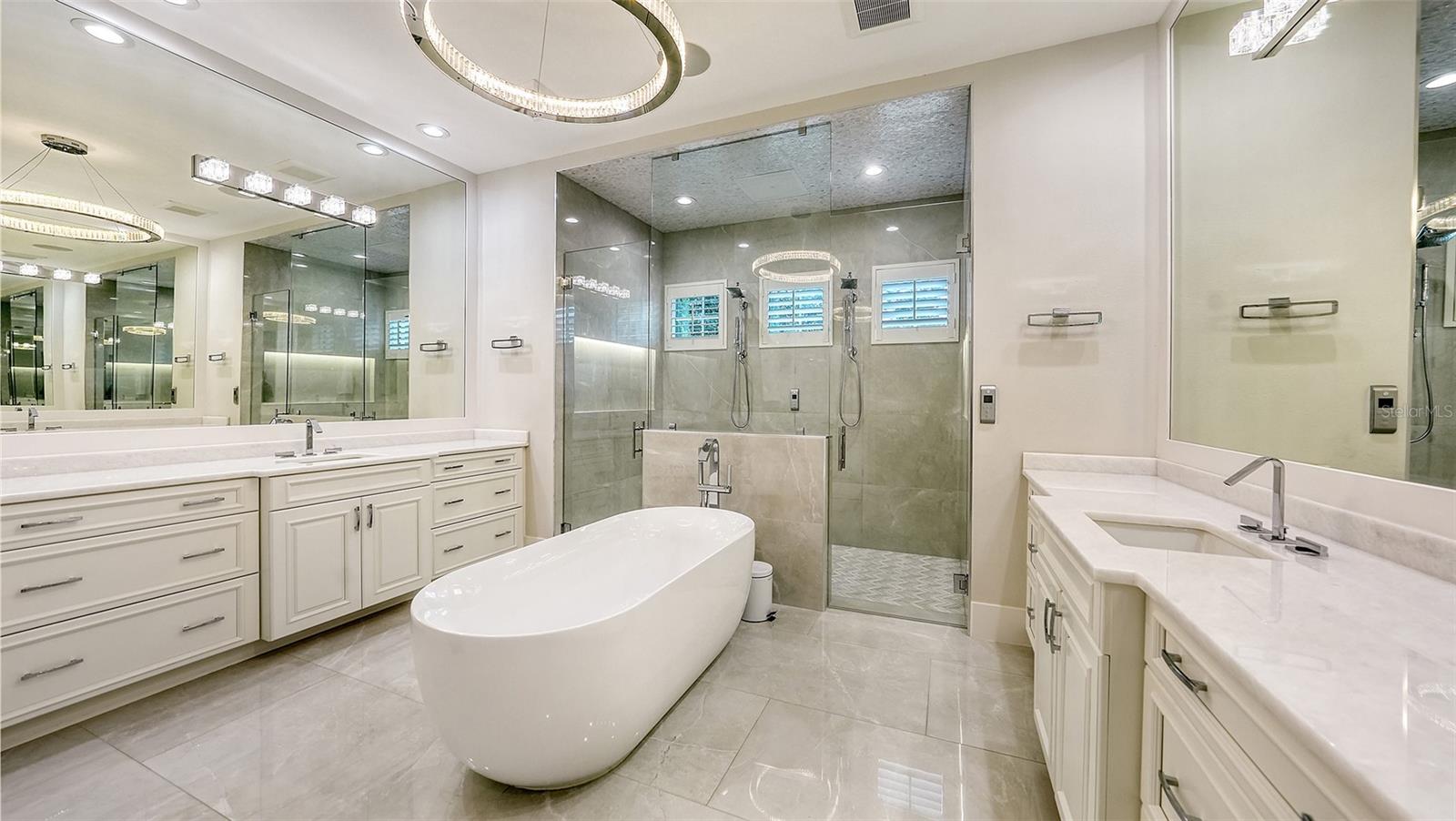 LAKE CLUB PH I - Residential