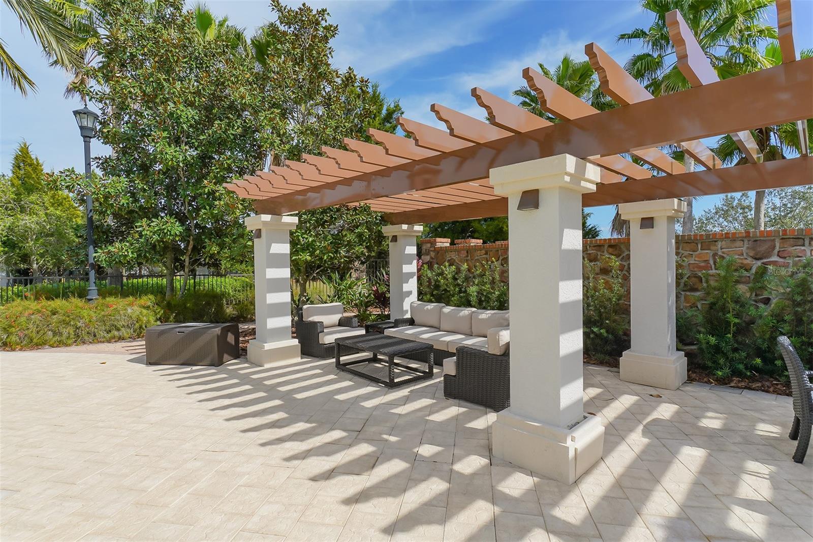 LAKE CLUB PH I - Residential