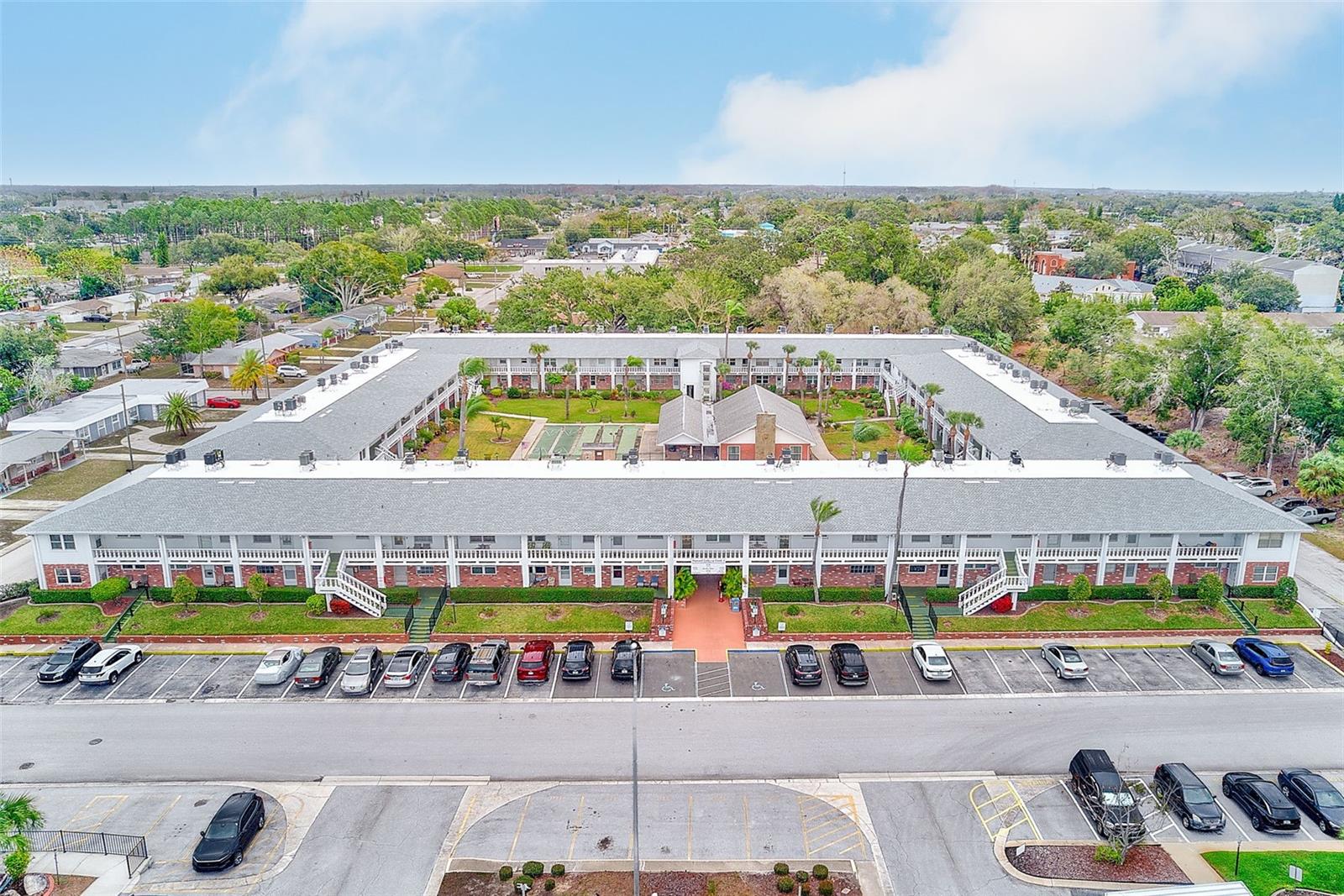 IMPERIAL EMBASSY CONDO - Residential