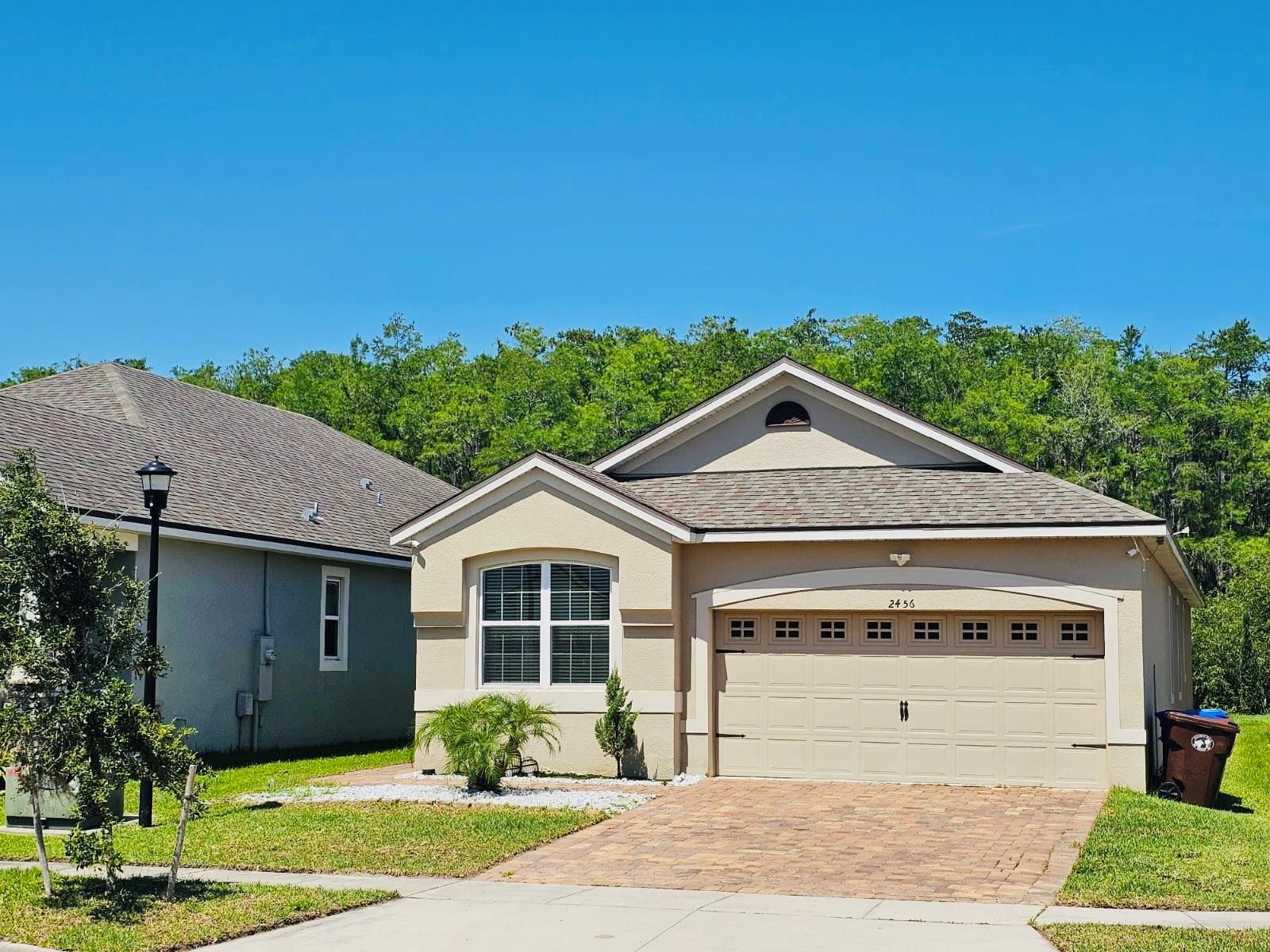 2456 VARENNA LOOP