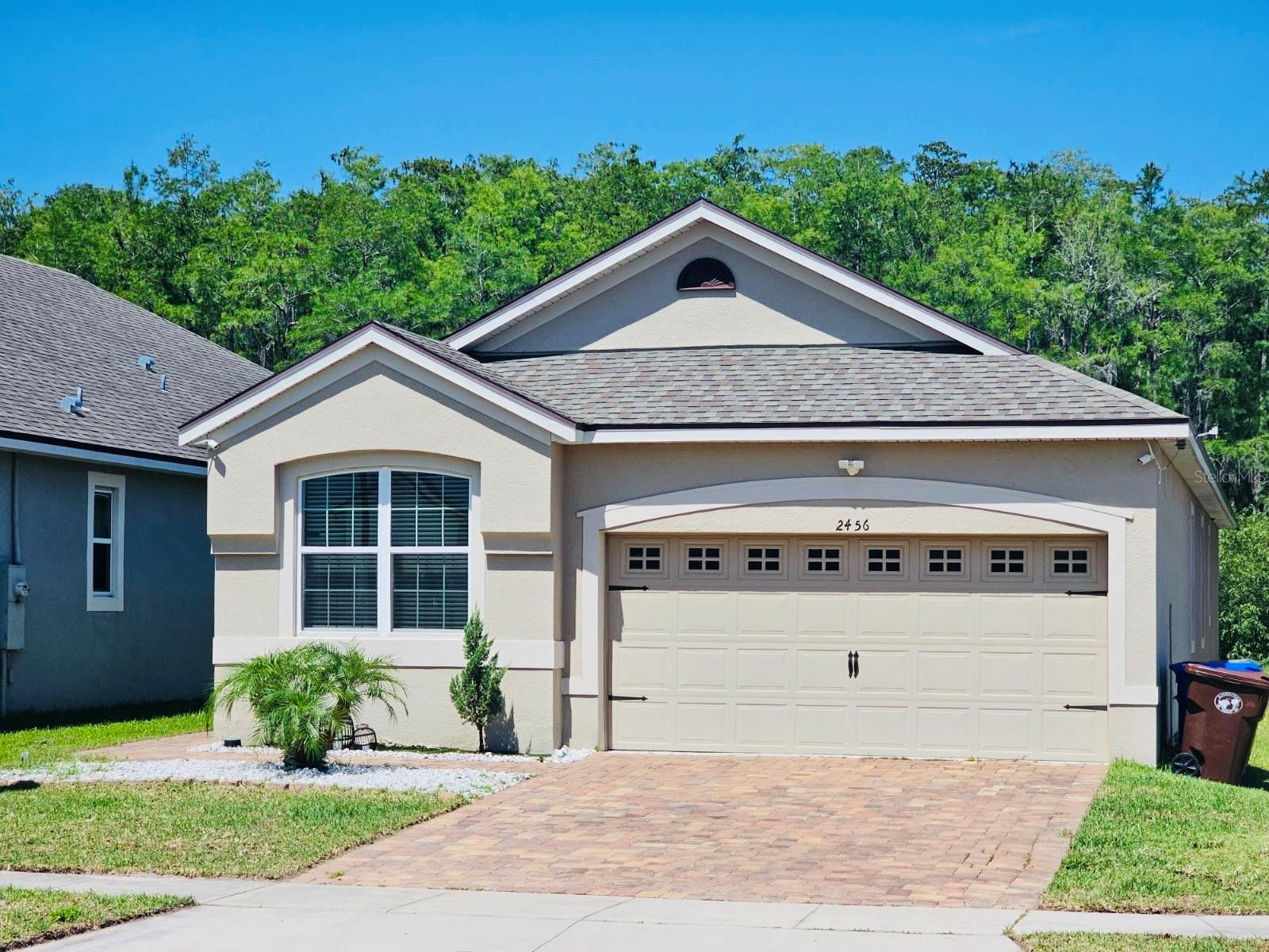 2456 VARENNA LOOP