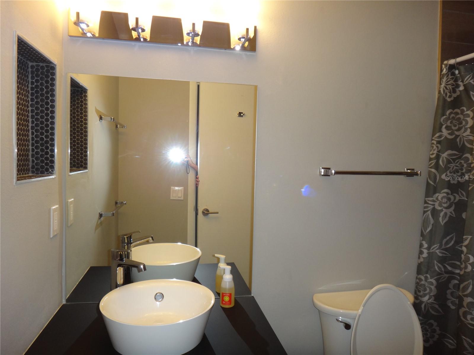 ORCHID OAKS I - Residential Lease