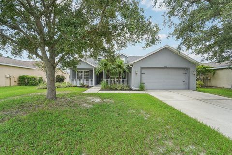 A home in PARRISH