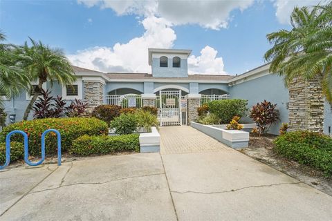 A home in PARRISH