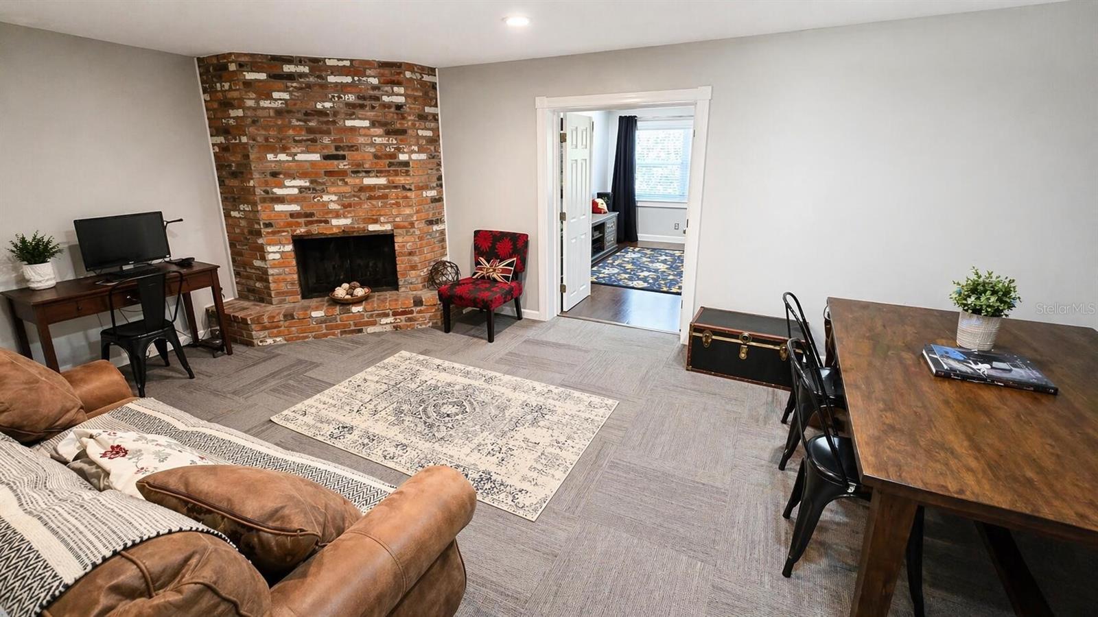 WOODSFIELD 07 - Residential