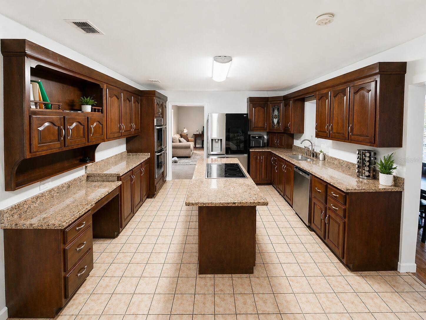 WOODSFIELD 07 - Residential