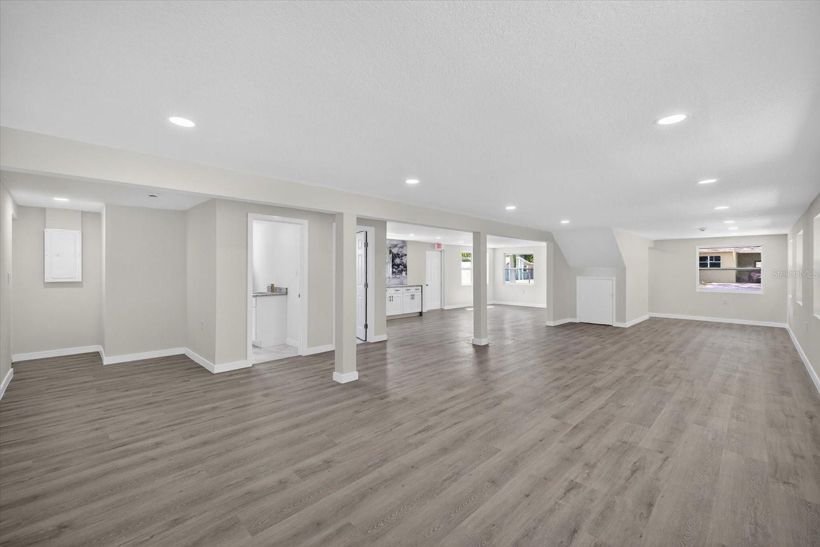 BEACON SQUARE - Residential