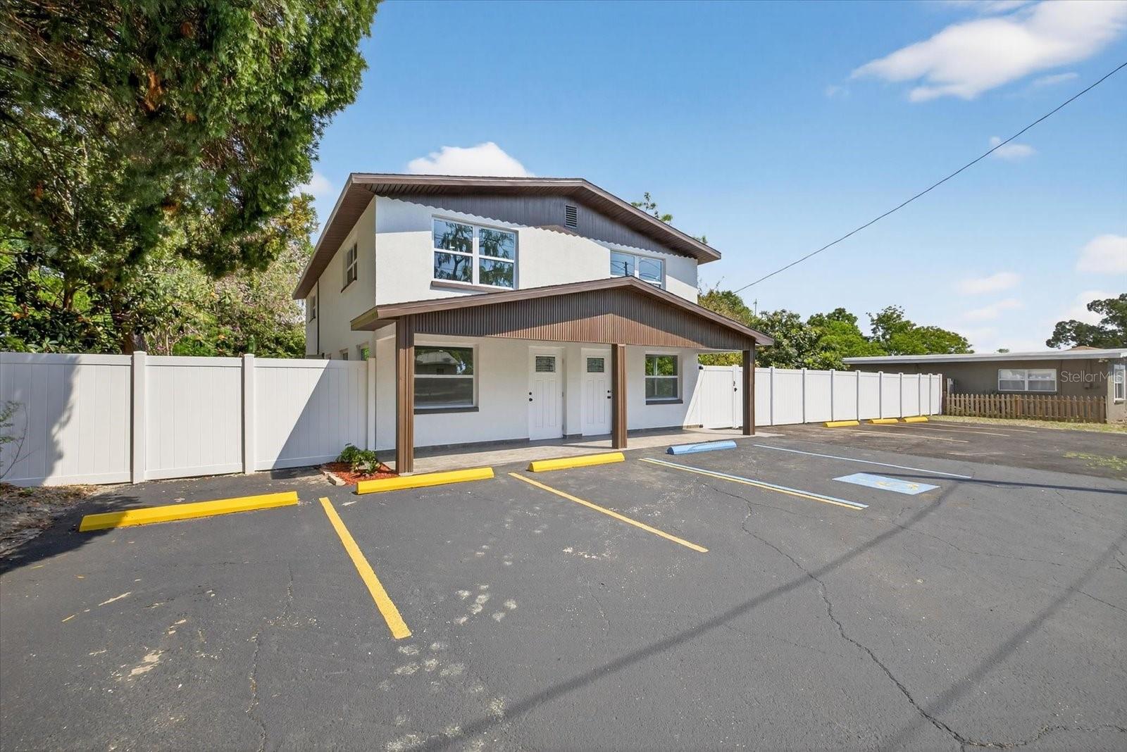 BEACON SQUARE - Residential