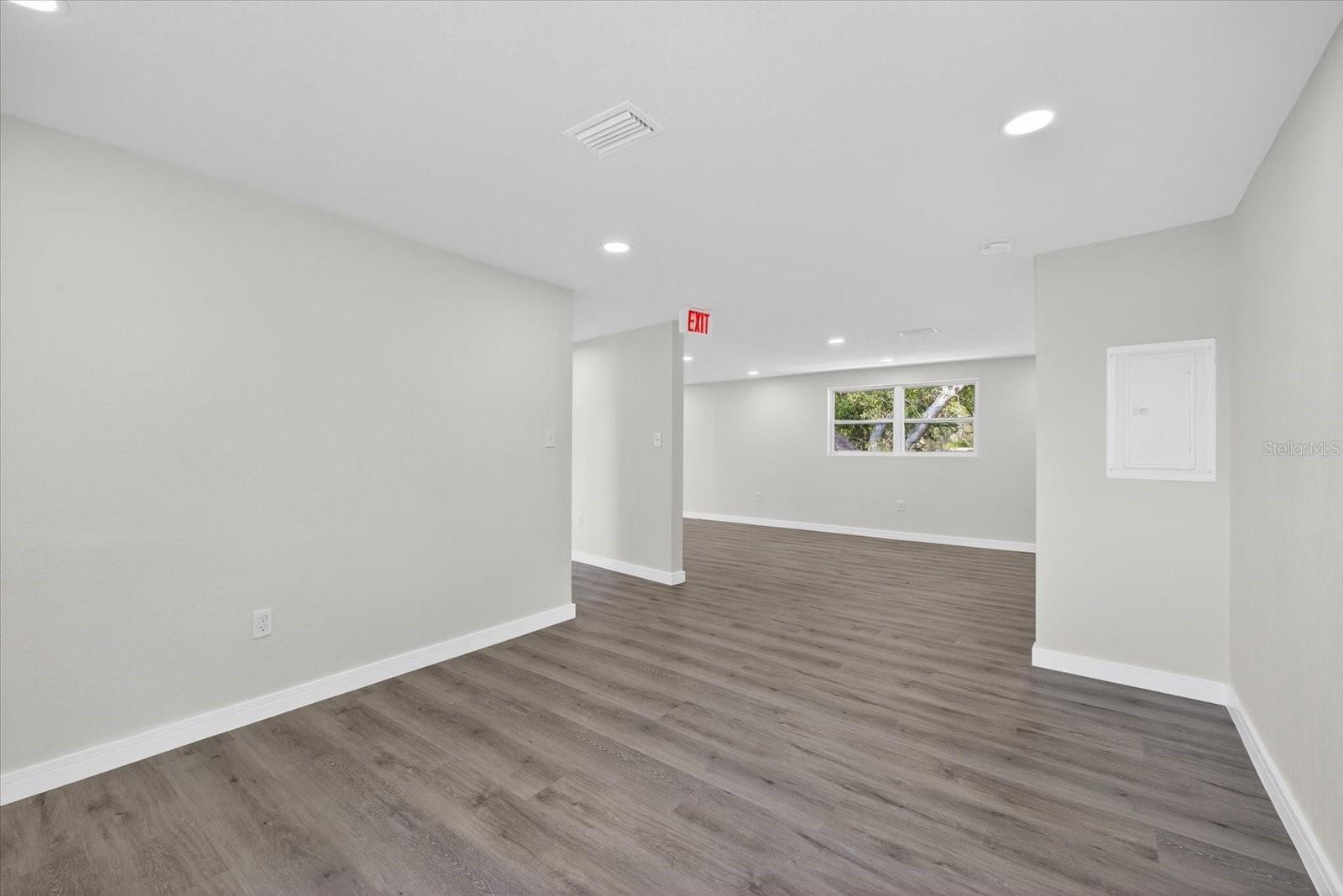 BEACON SQUARE - Residential