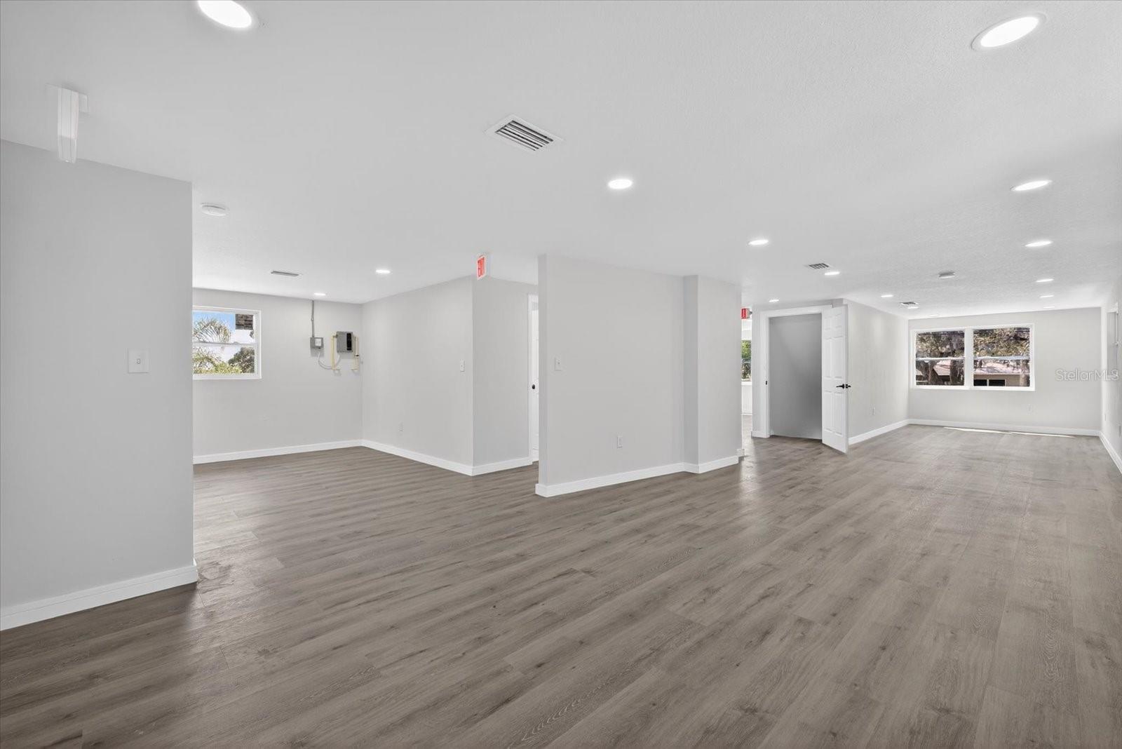 BEACON SQUARE - Residential