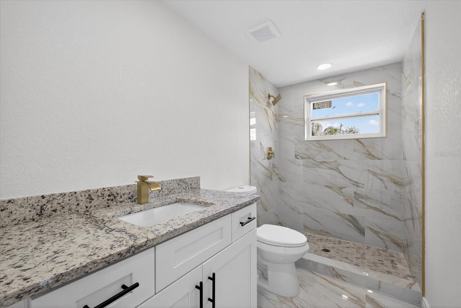 BEACON SQUARE - Residential