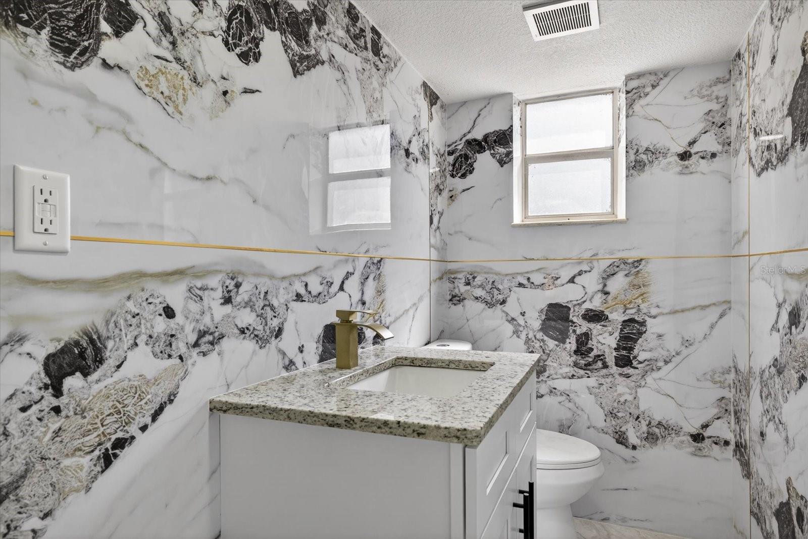 BEACON SQUARE - Residential