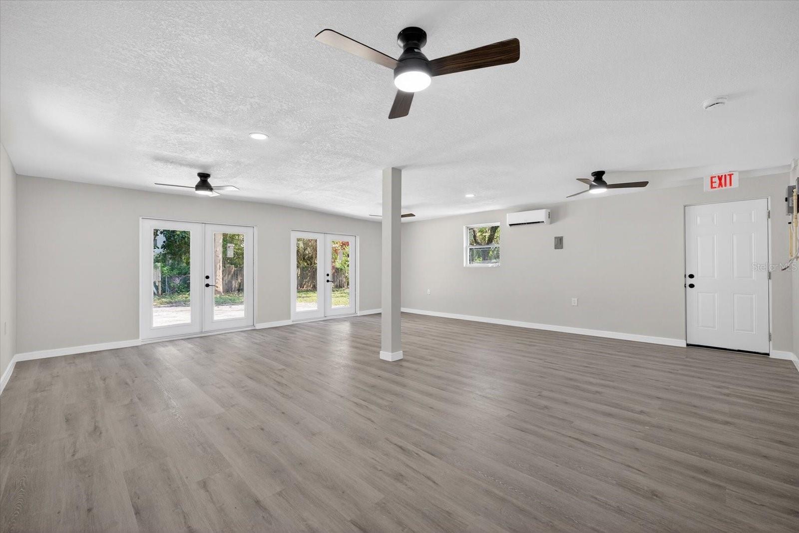 BEACON SQUARE - Residential