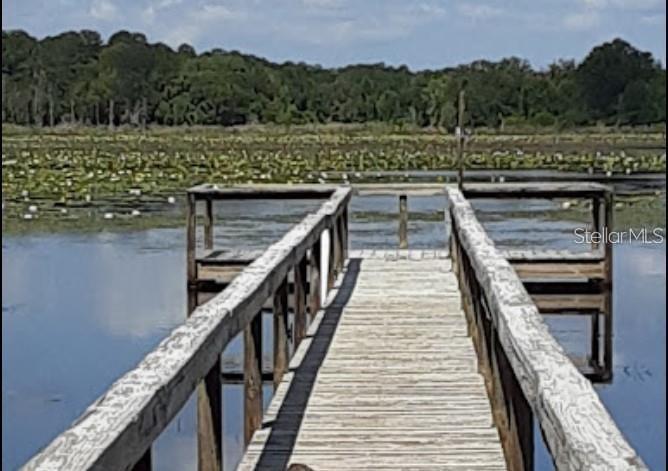 RAINBOW LAKES ESTATE - Land