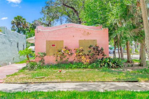 A home in DAYTONA BEACH