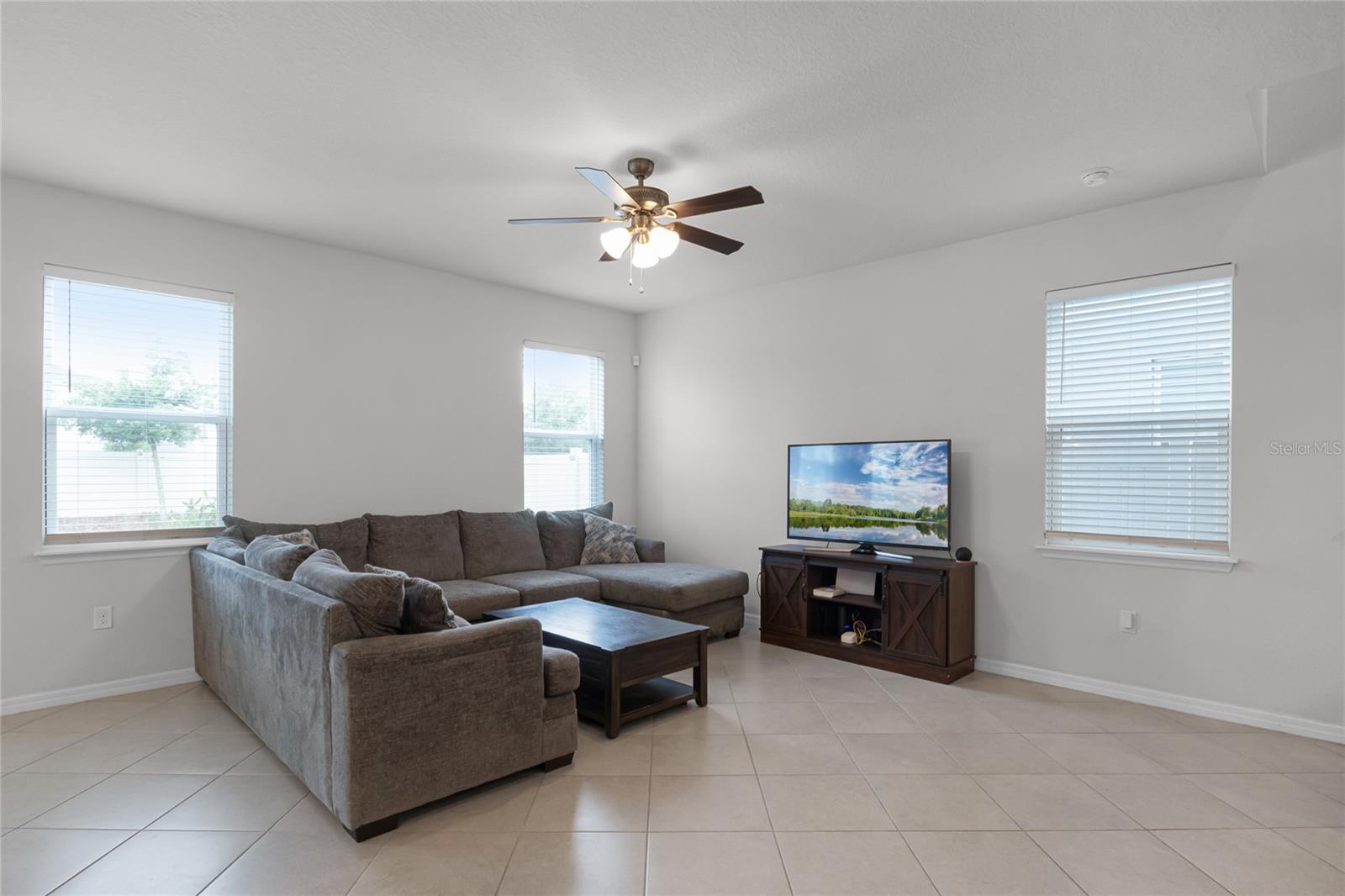17405 PAINTED LEAF WAY