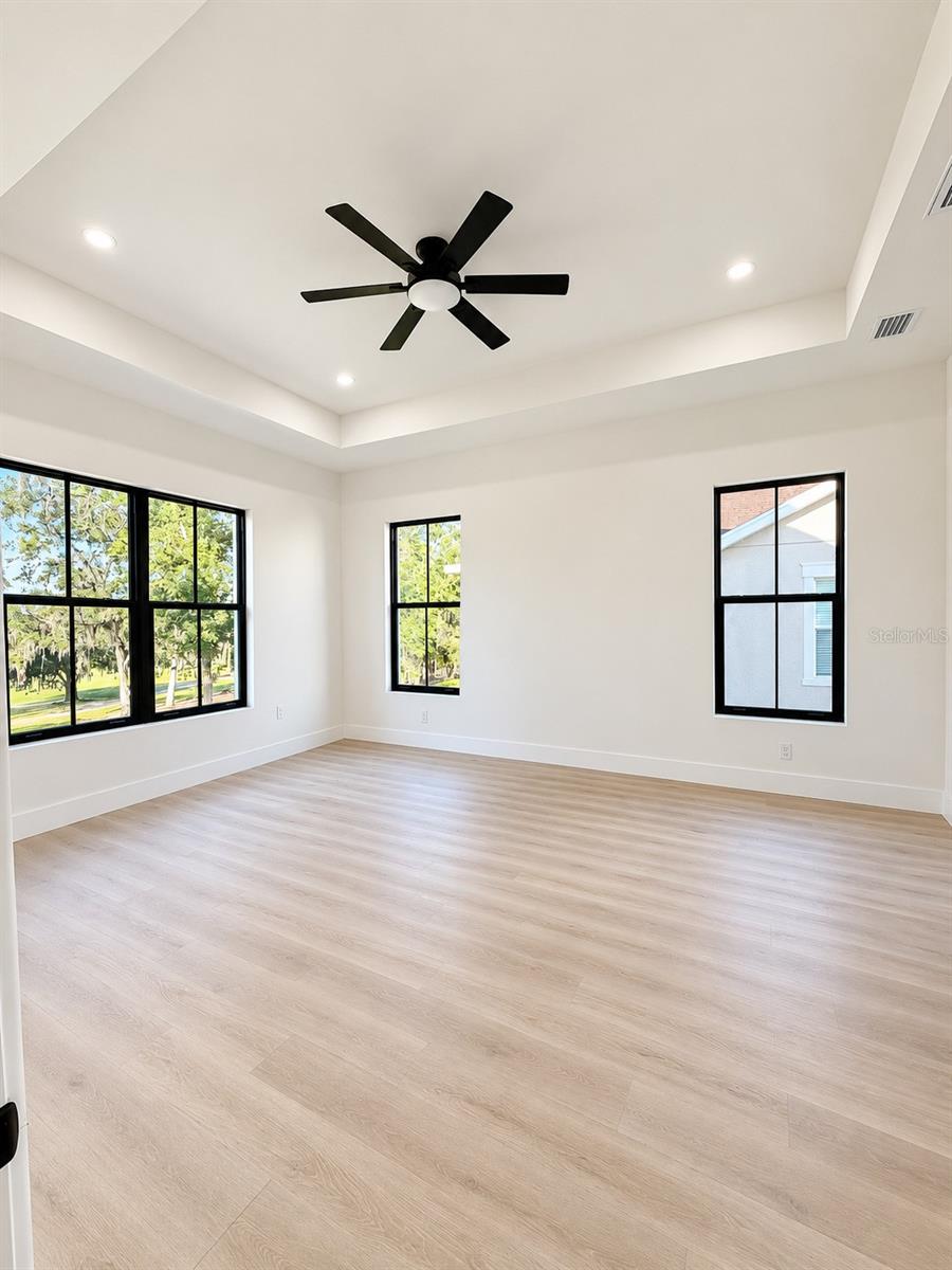 Photo of 4112 Southern Valley Loop, Brooksville, FL 34601 (MLS # TB8560053)