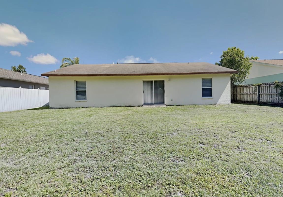 DELTONA LAKES UNIT 16 - Residential Lease