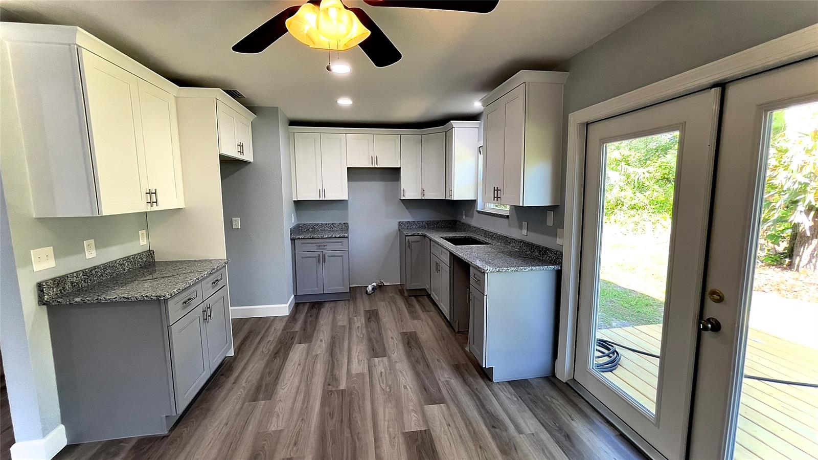 Spanish Mission Heights 4 - Residential