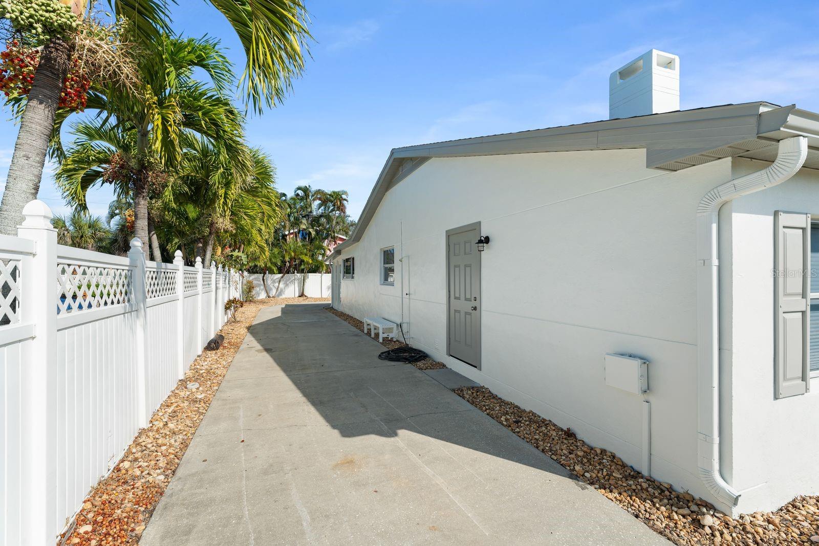 BELLEAIR BEACH - Residential