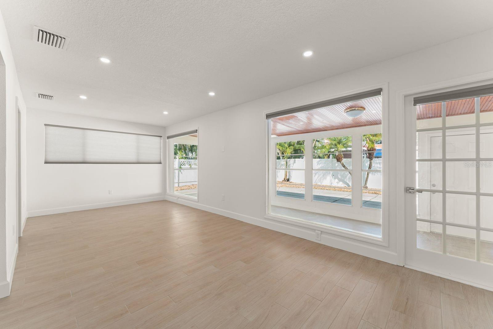 BELLEAIR BEACH - Residential