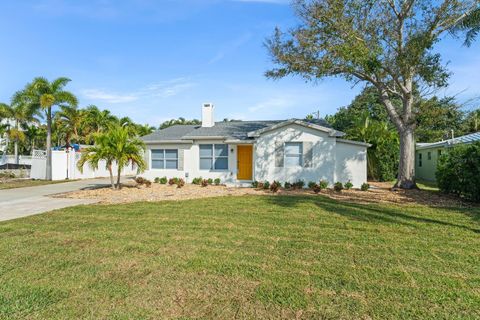 Photo of 107 4th Street, Belleair Beach, FL 33786 (MLS # O6363185)