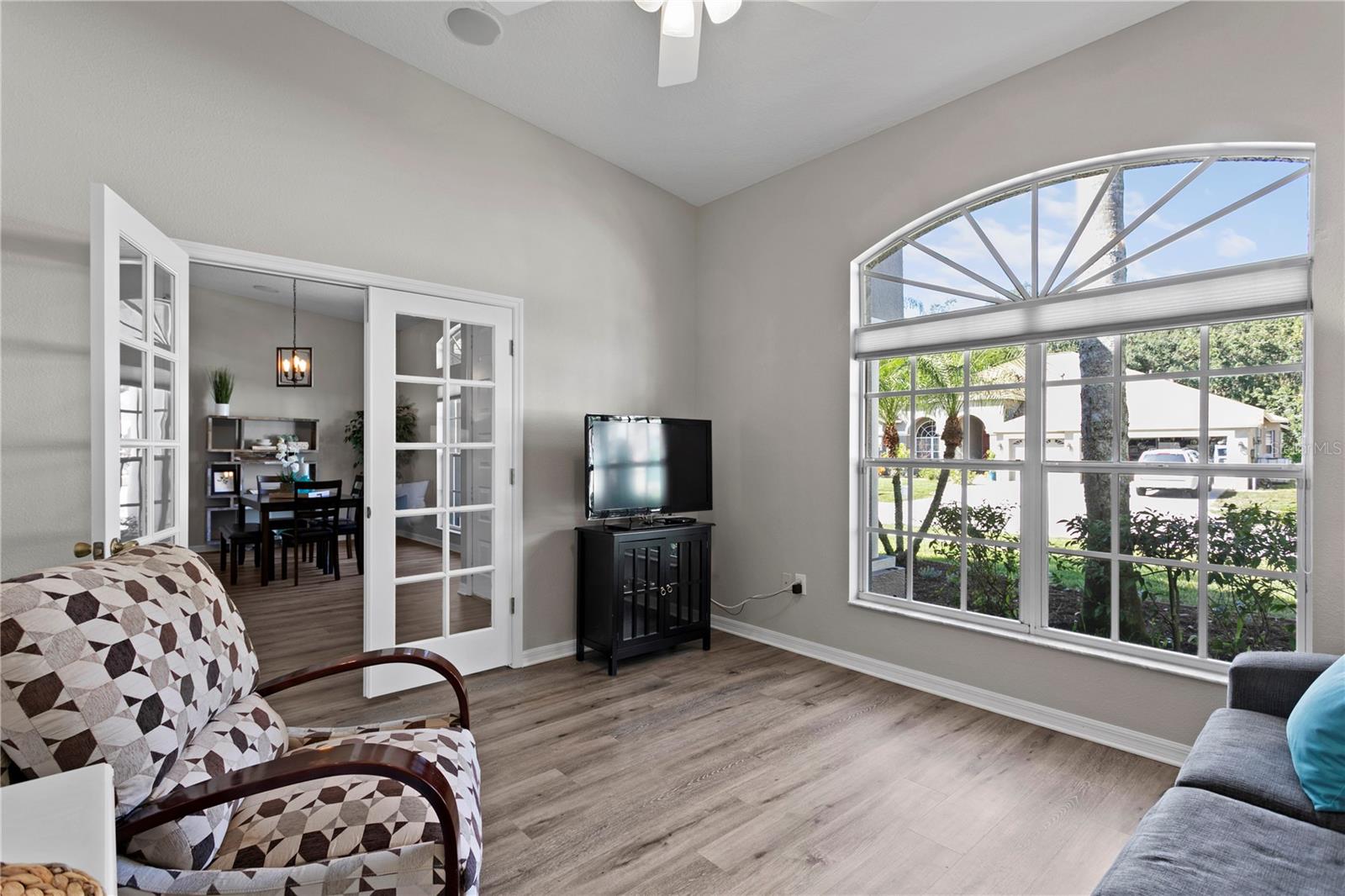 CROSS CREEK - Residential