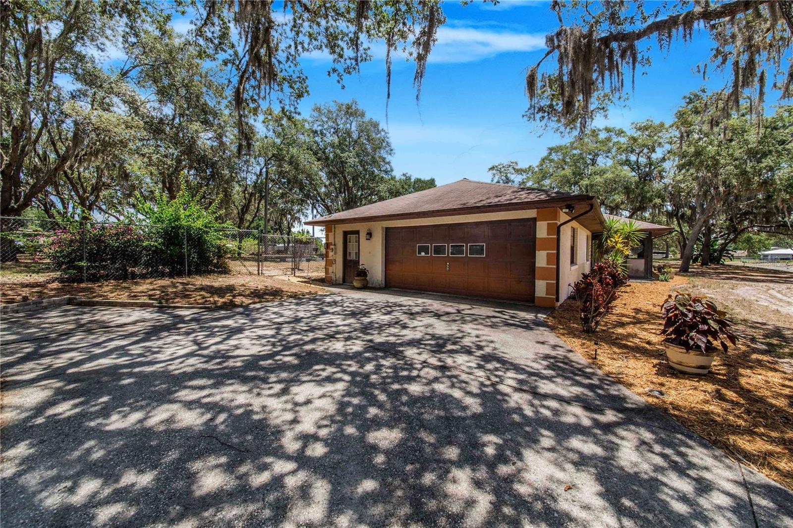 8881 CYPRESSWOOD DRIVE