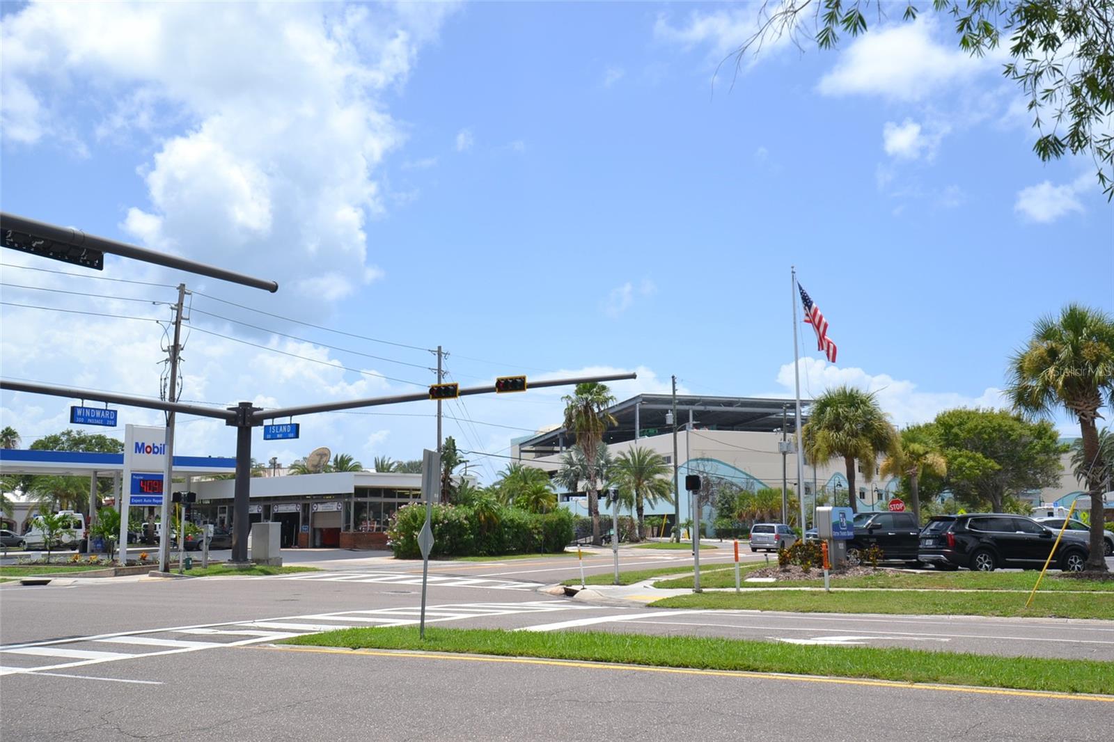 ISLANDER THE CONDO - Residential Lease