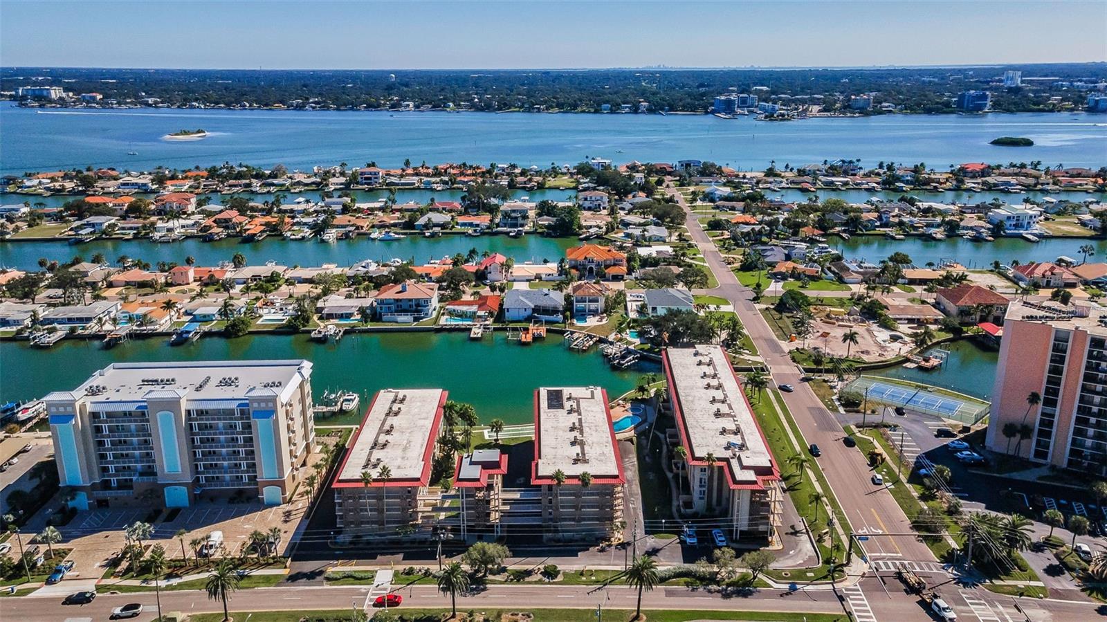 ISLANDER THE CONDO - Residential Lease