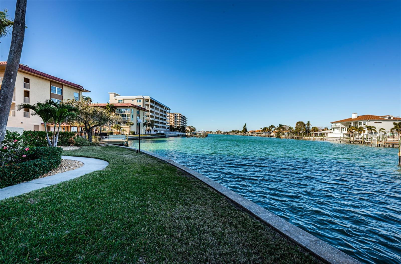 ISLANDER THE CONDO - Residential Lease