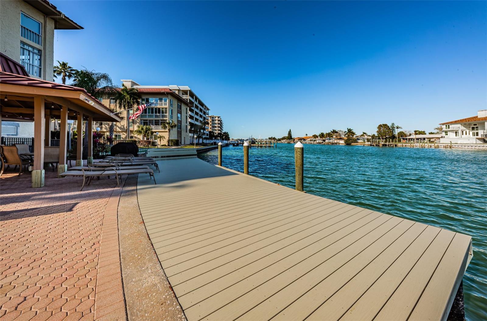 ISLANDER THE CONDO - Residential Lease