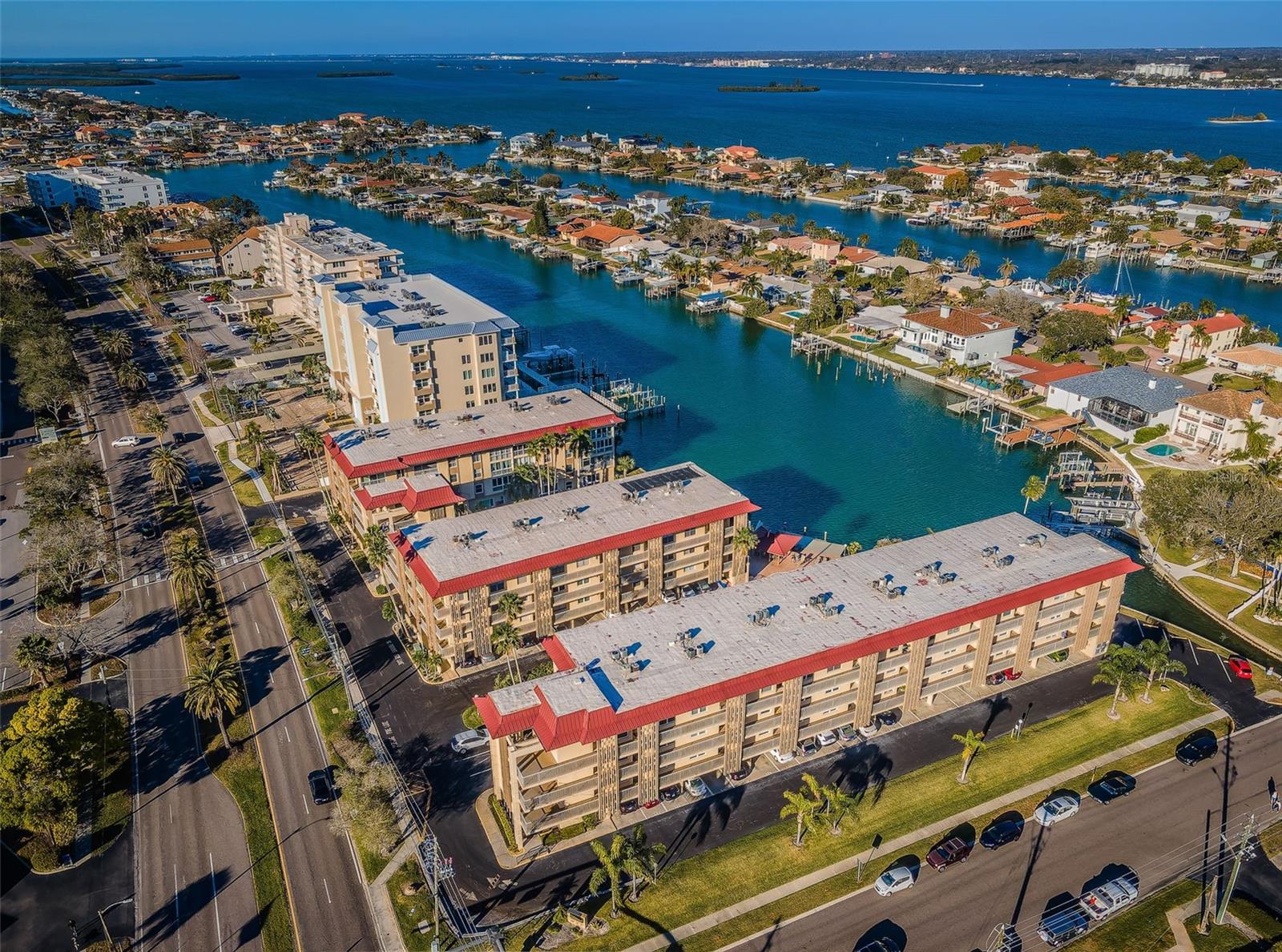 ISLANDER THE CONDO - Residential Lease