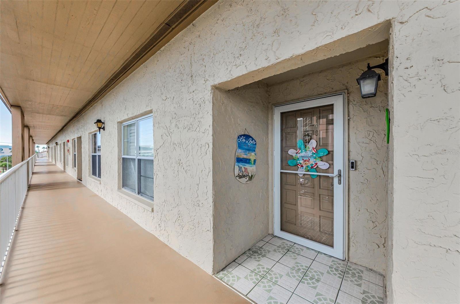 ISLANDER THE CONDO - Residential Lease