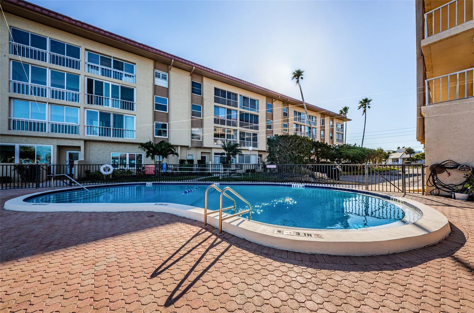 ISLANDER THE CONDO - Residential Lease