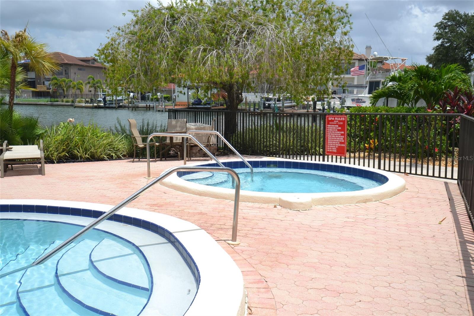 ISLANDER THE CONDO - Residential Lease